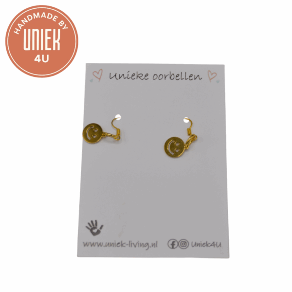 Uniek Sieraden - Unieke Oorbellen - Goudkleurige Smiley Oorbellen