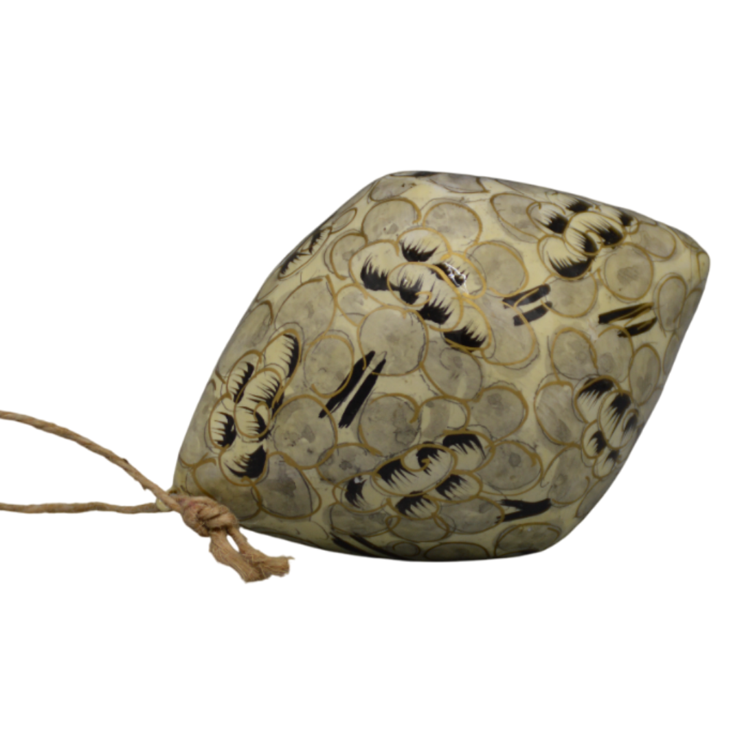 Dijk - kerstbal met bloemdecoratie - creme/grijs